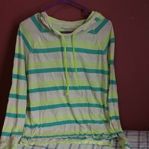 Women's XL American eagle shirt with hood